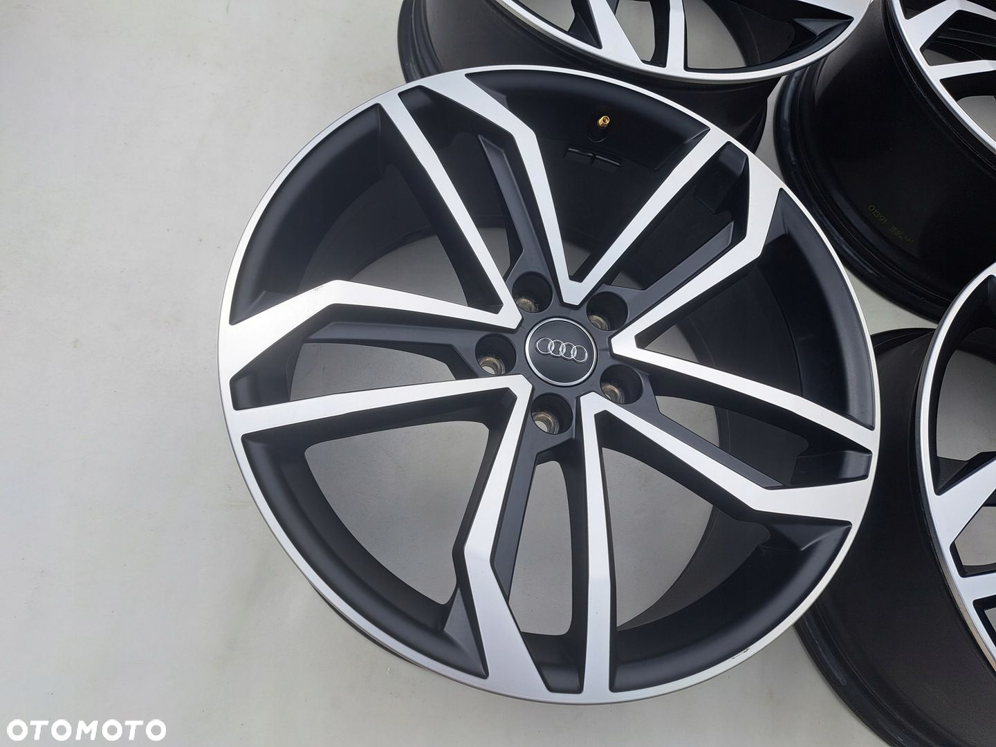 Oryg. Audi A4 8W 8W0 8W0071499 B9 19 S-Line A5 A6 S4 S5 z wersji demo - 5