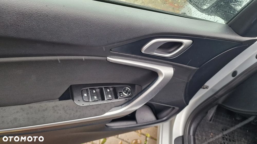 Kia Ceed 1.0 T-GDI S - 17