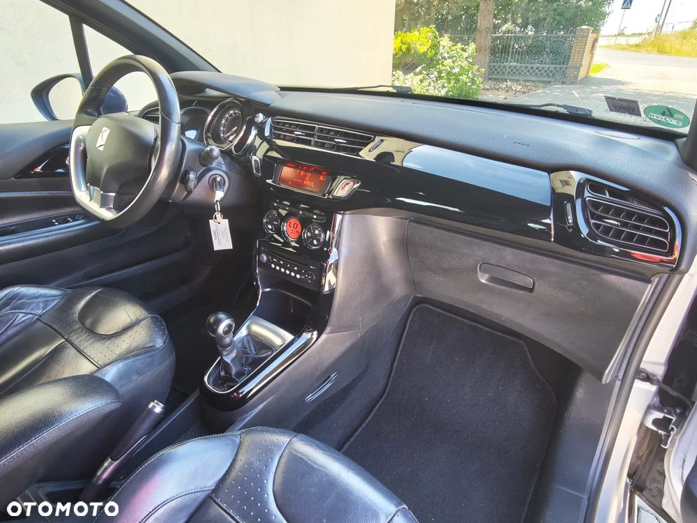 Citroën DS3 1.6 VTi SoChic - 18