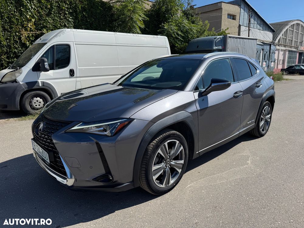 Lexus UX 300e Executive - 4