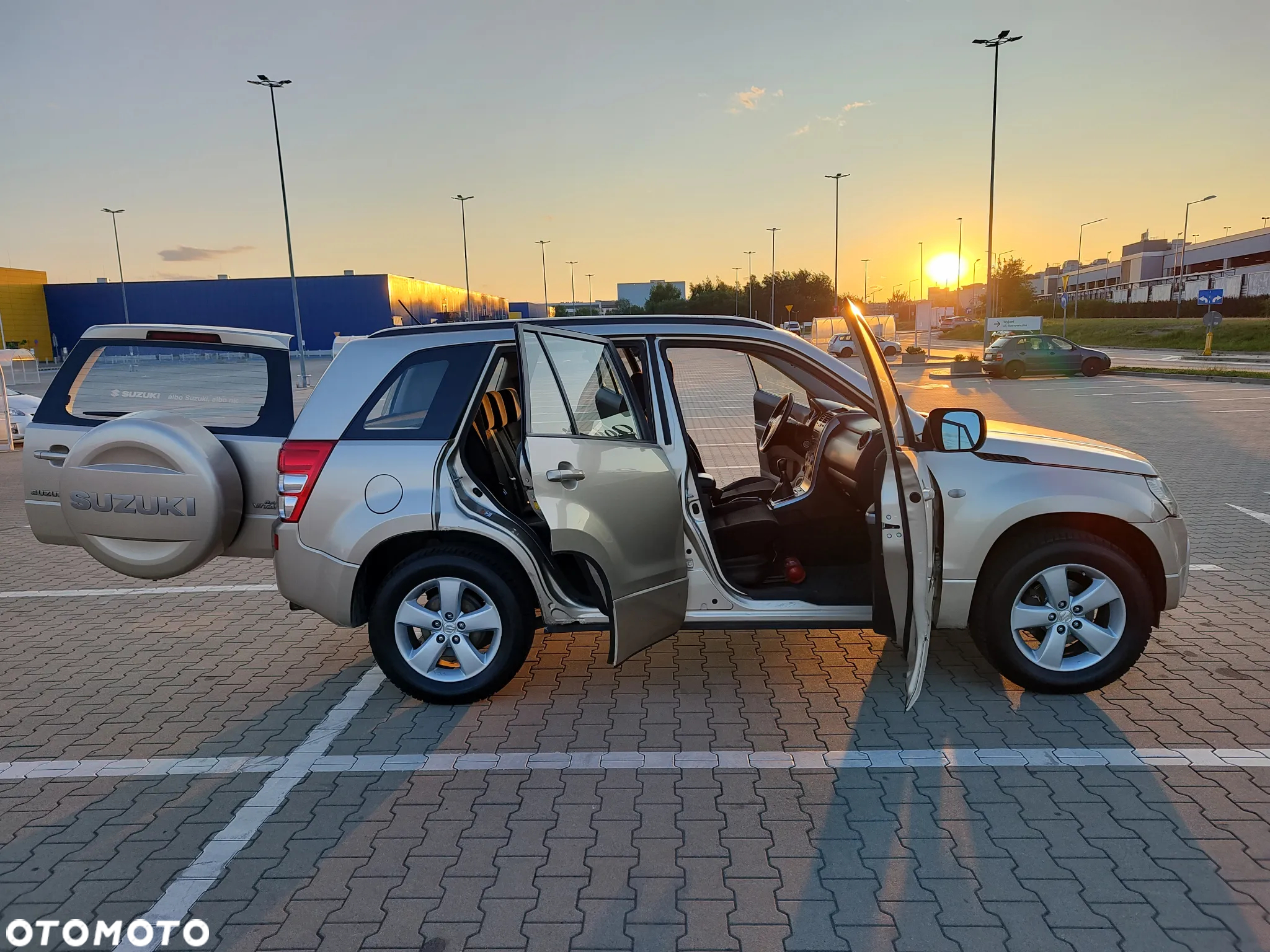 Suzuki Grand Vitara 2.0 - 6