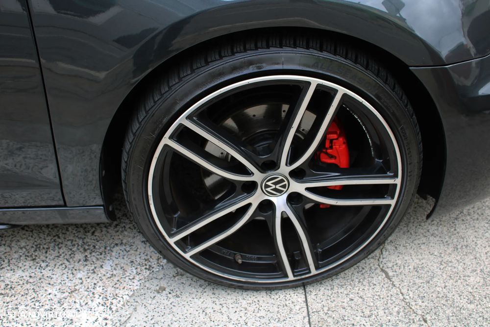 VW Golf 2.0 GTI DSG - 49