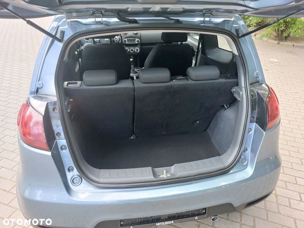 Mitsubishi Colt CZ3 1.3 Invite - 9