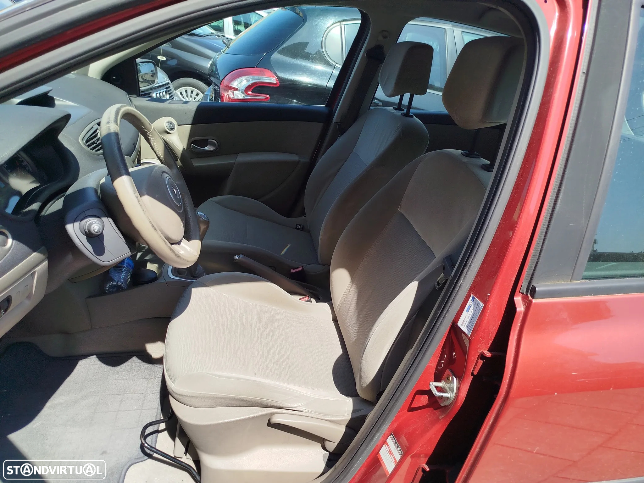 Renault Clio 1.2 16V Dynamique Luxe - 2