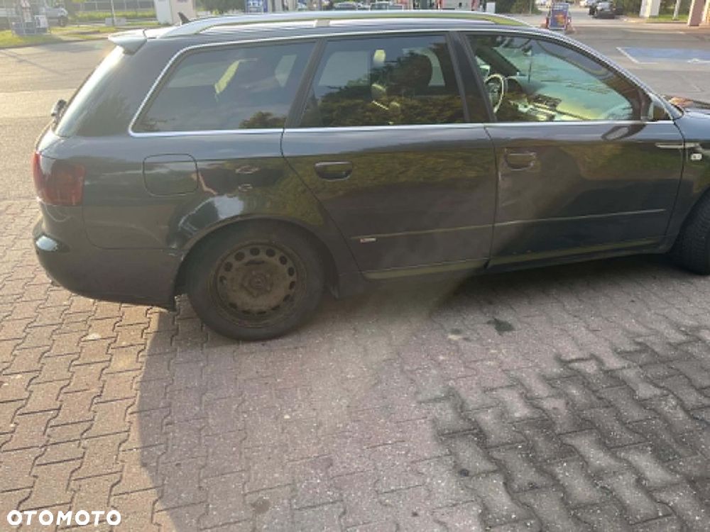Audi A4 Avant - 6