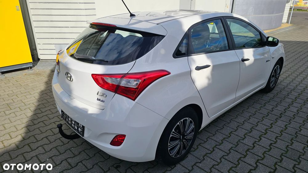 Hyundai i30 1.4 Premium - 12