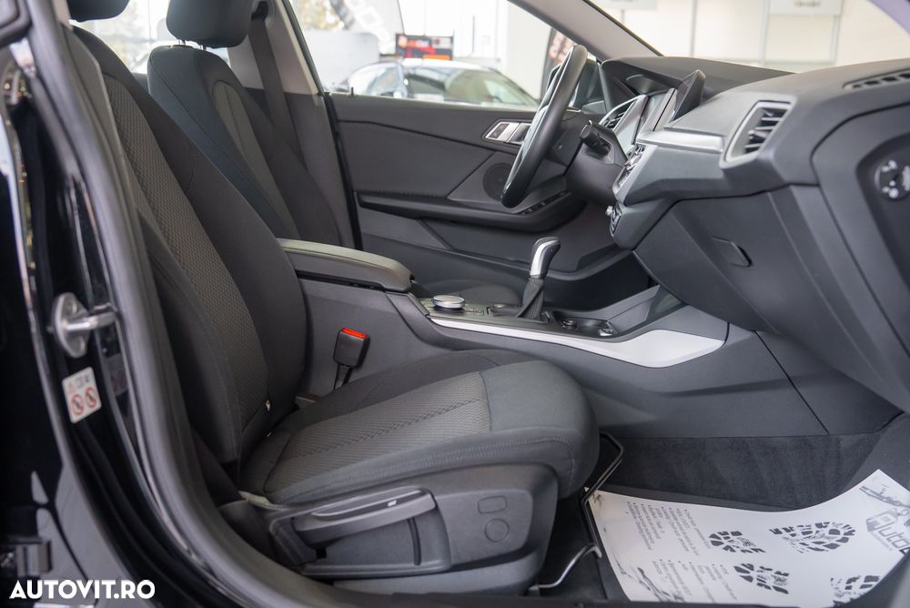 BMW Seria 2 218i Luxury Line - 14