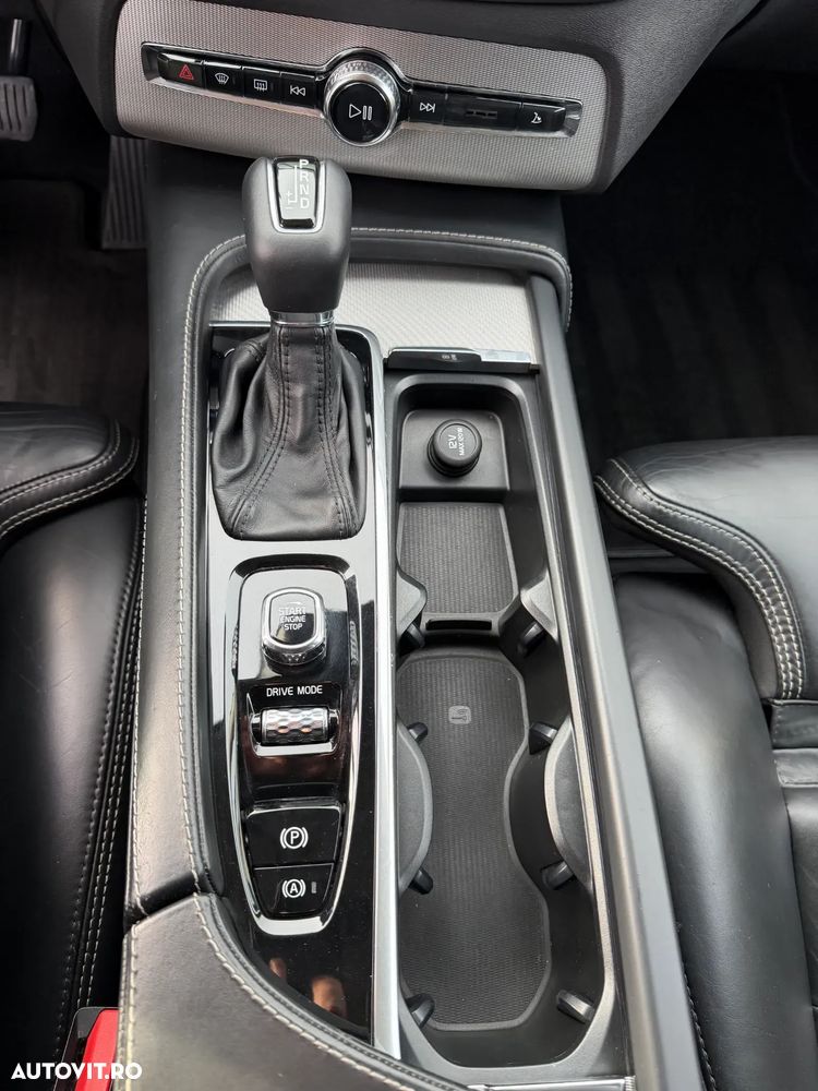 Volvo XC 90 D5 AWD Geartronic Inscription - 18