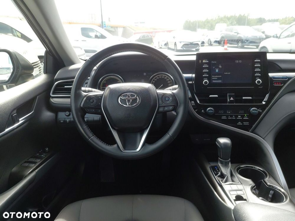 Toyota Camry 2.5 Hybrid Comfort CVT - 12