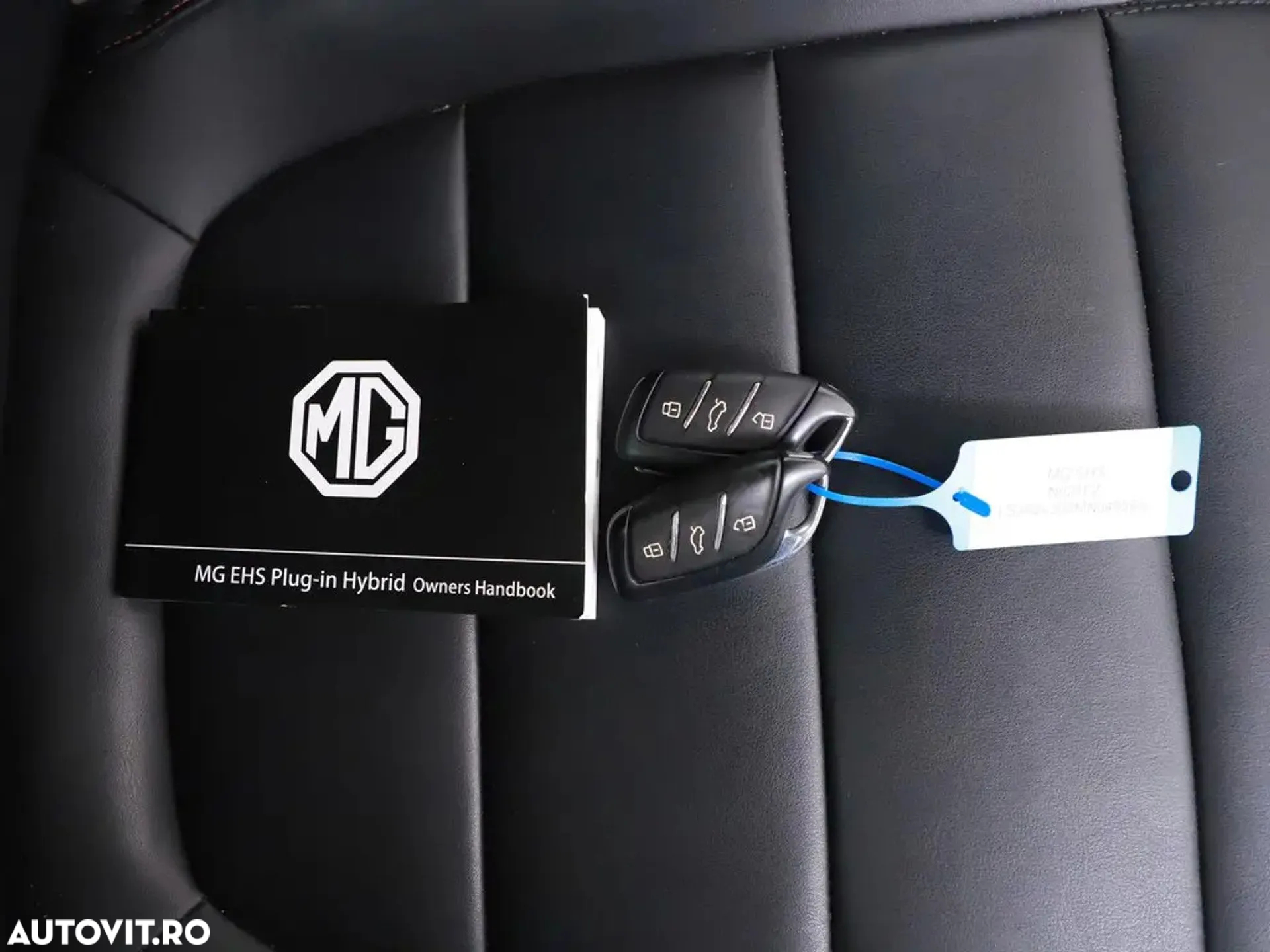 MG EHS 1.5T-GDI PHEV Luxury - 13