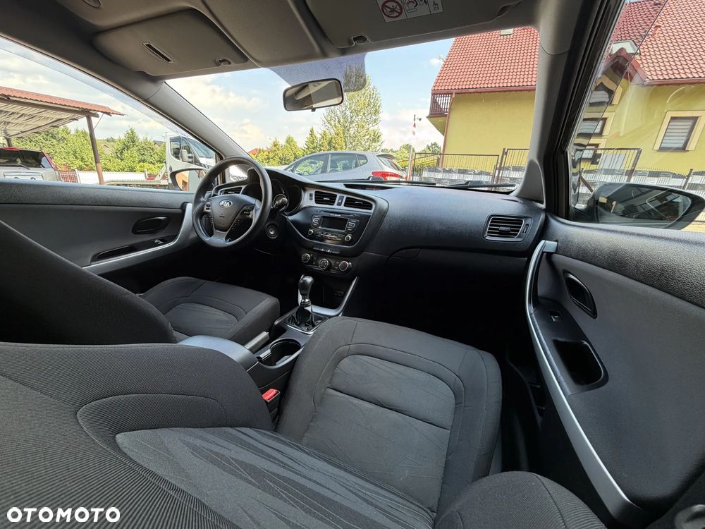 Kia Ceed 1.4 CVVT Spirit - 22