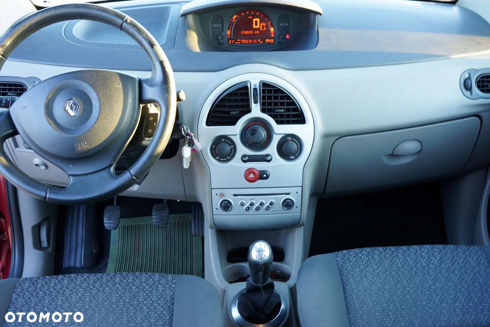 Renault Modus - 16