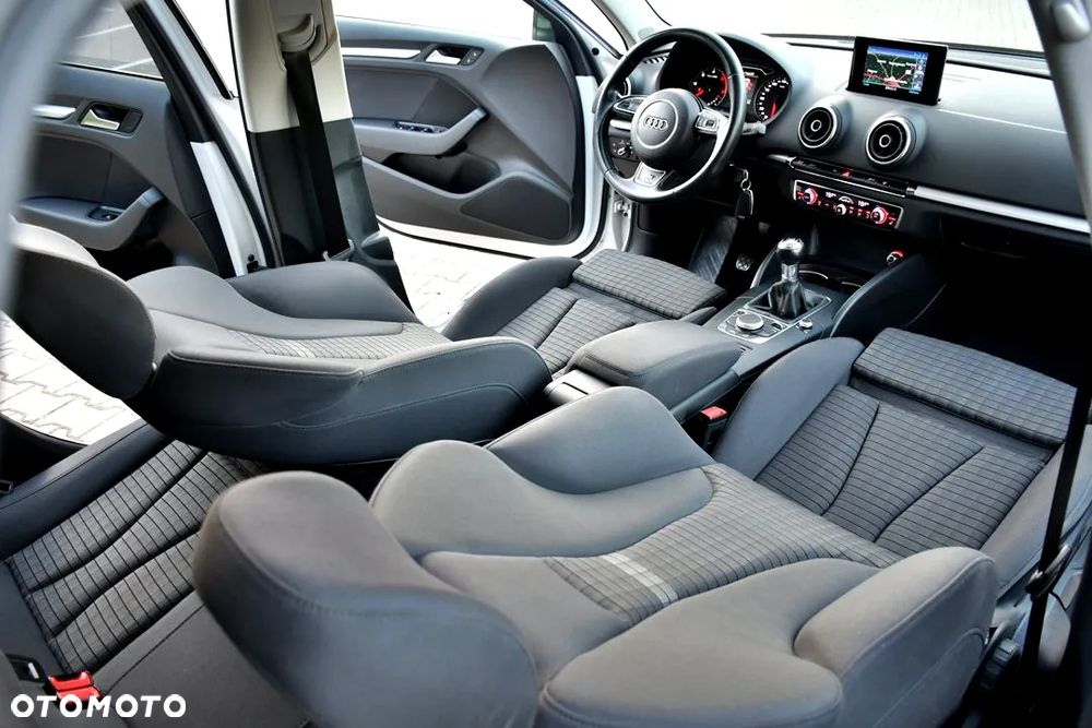 Audi A3 Sportback 2.0 TDI clean diesel Edycja specjalna - 27