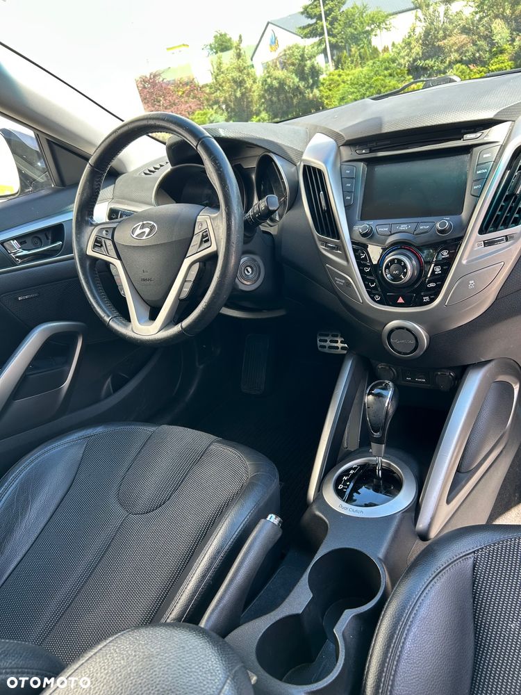 Hyundai Veloster 1.6 GDI Comfort - 19
