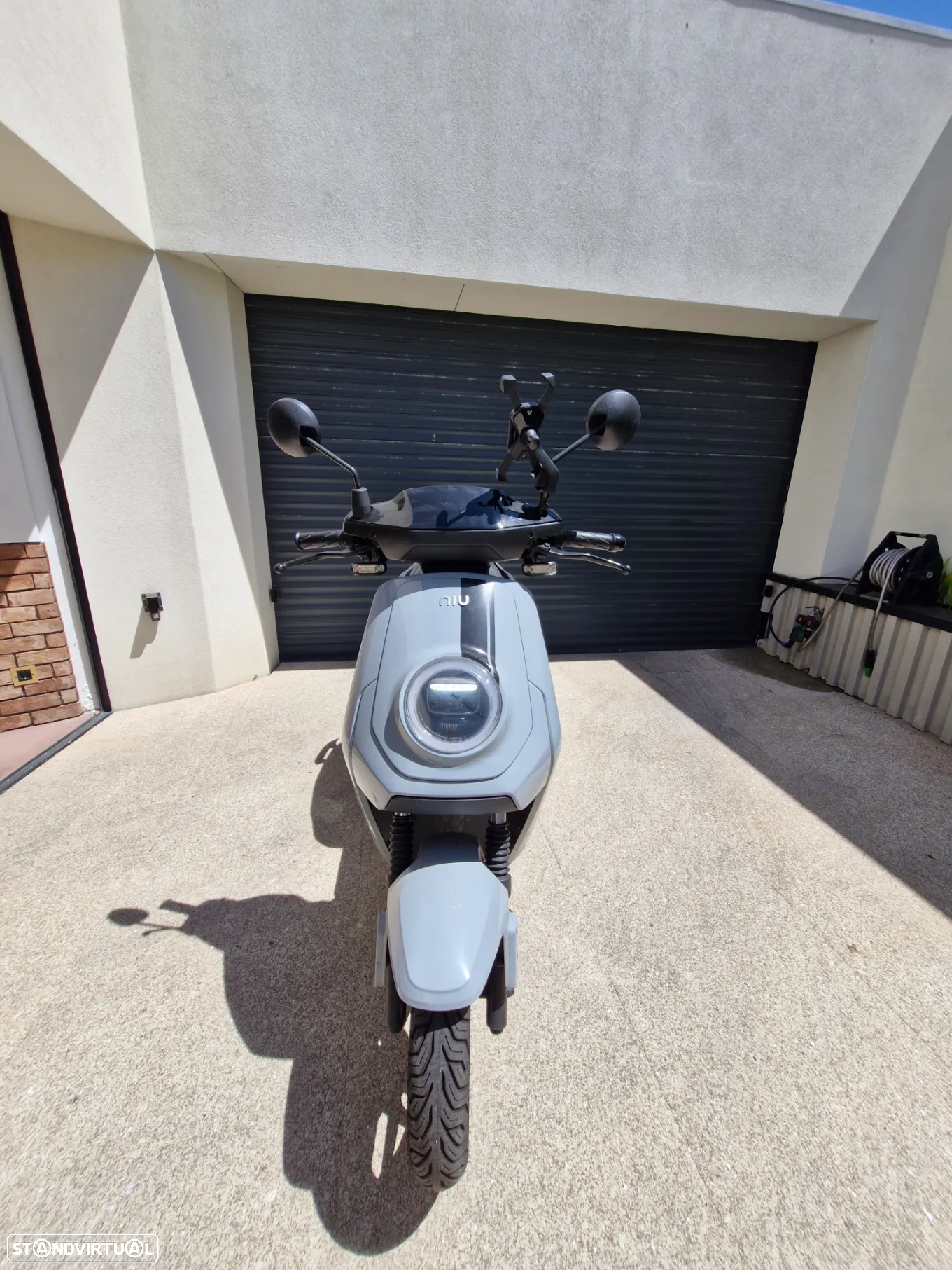 Niu NGT - 5