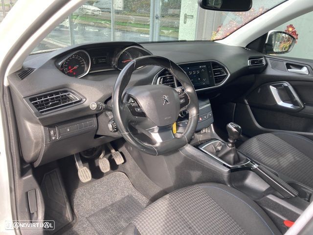 Peugeot 308 SW 1.5 BlueHDi Style - 15
