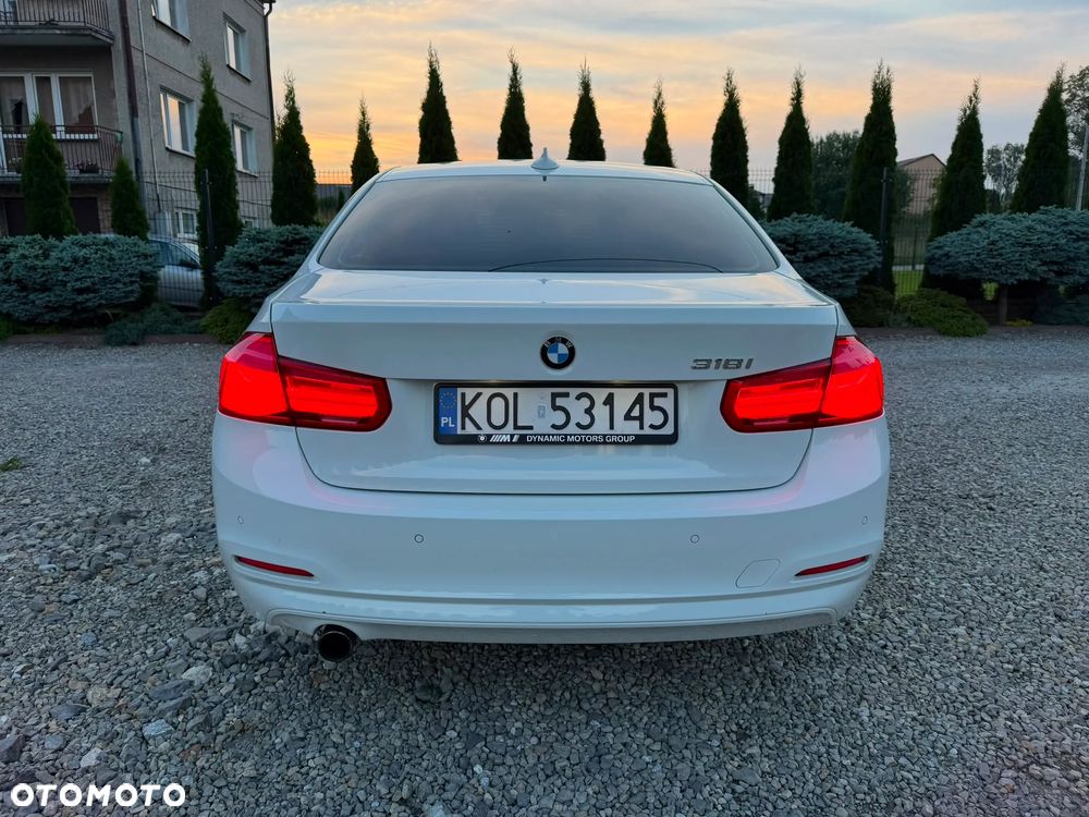 BMW Seria 3 318i Advantage - 6