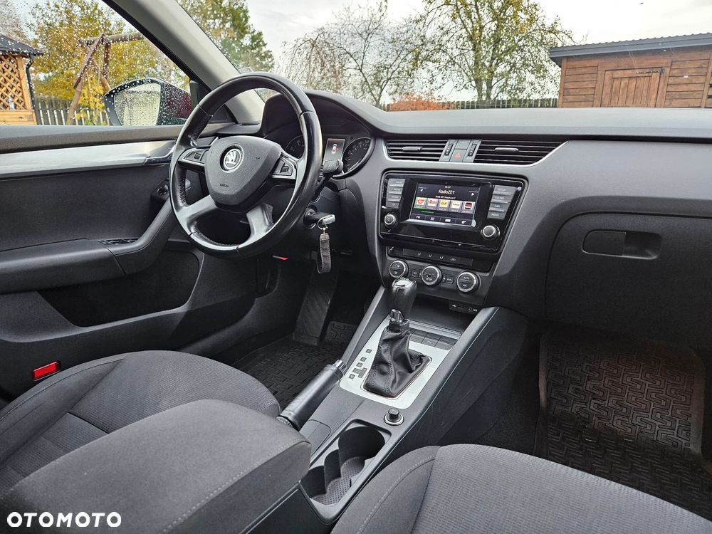 Skoda Octavia 1.8 TSI Elegance DSG - 12