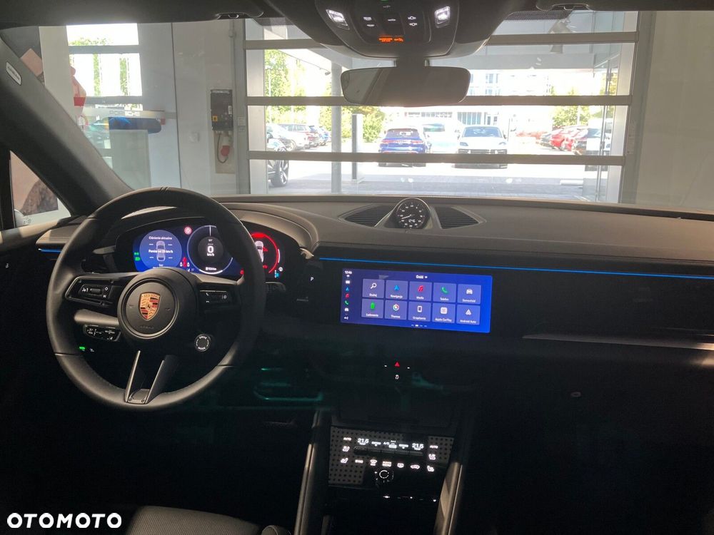 Porsche Macan - 15