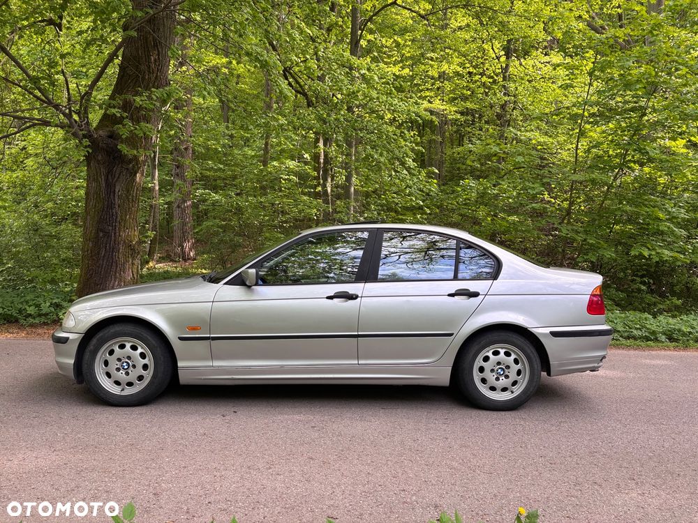 BMW Seria 3 320d - 13