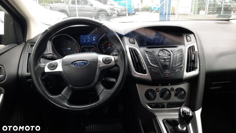 Ford Focus - 12