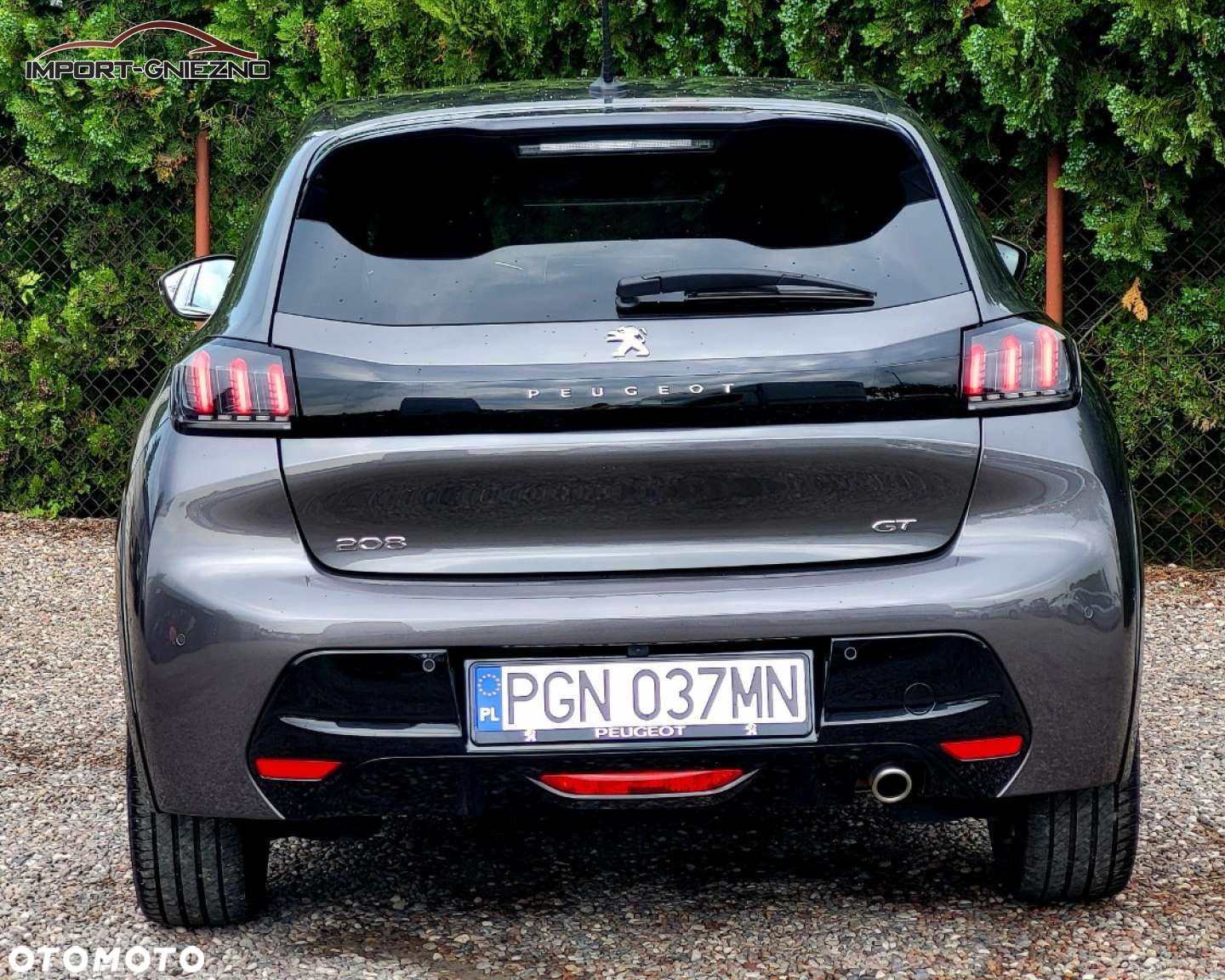 Peugeot 208 - 37