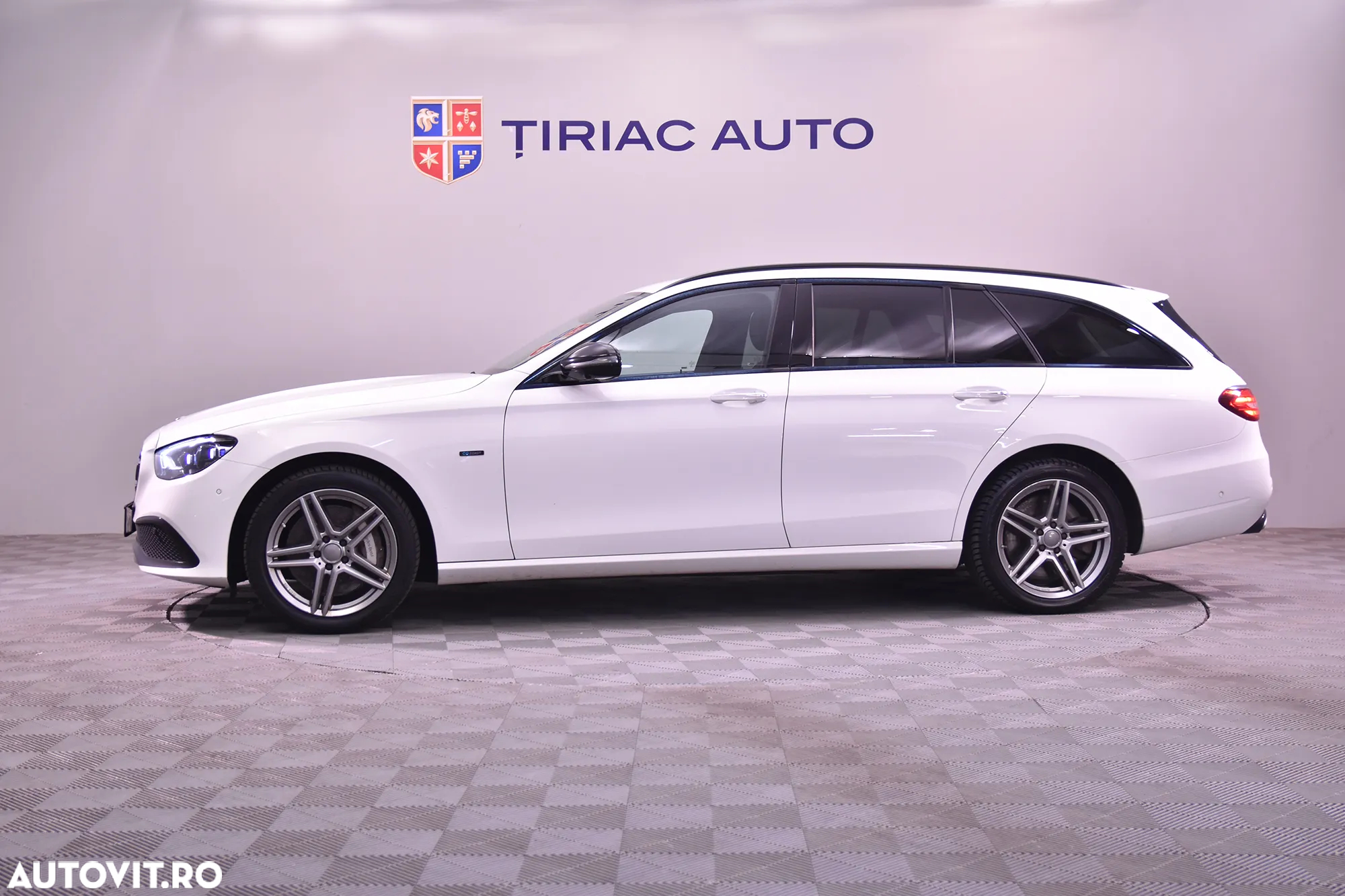 Mercedes-Benz E 300 Hybrid de T-Modell Aut. - 2