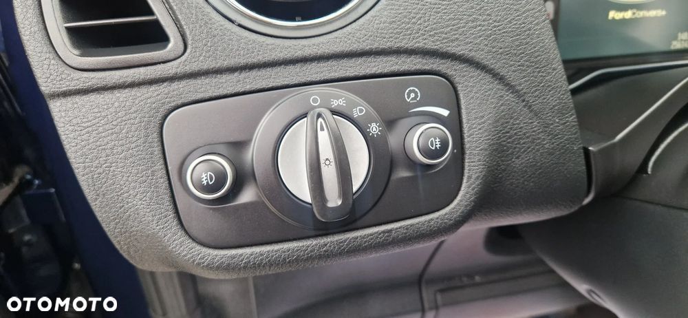 Ford S-Max - 19