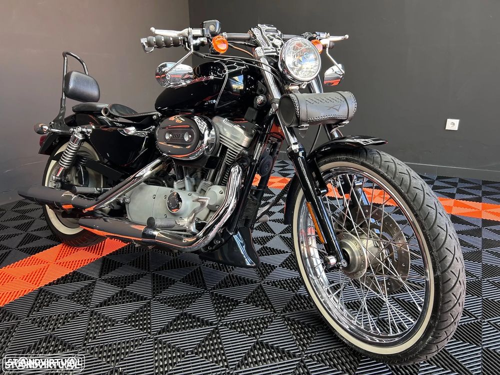 Harley-Davidson 883 Sportster - 17
