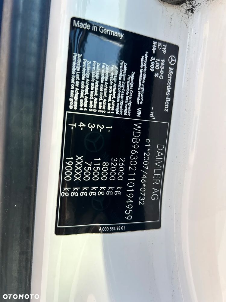 Mercedes-Benz ANTOS 2527 6X2*4 EURO6 BOX L-9700mm - 26