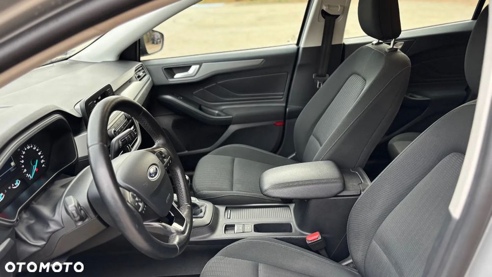 Ford Focus 1.0 EcoBoost Trend ASS - 9