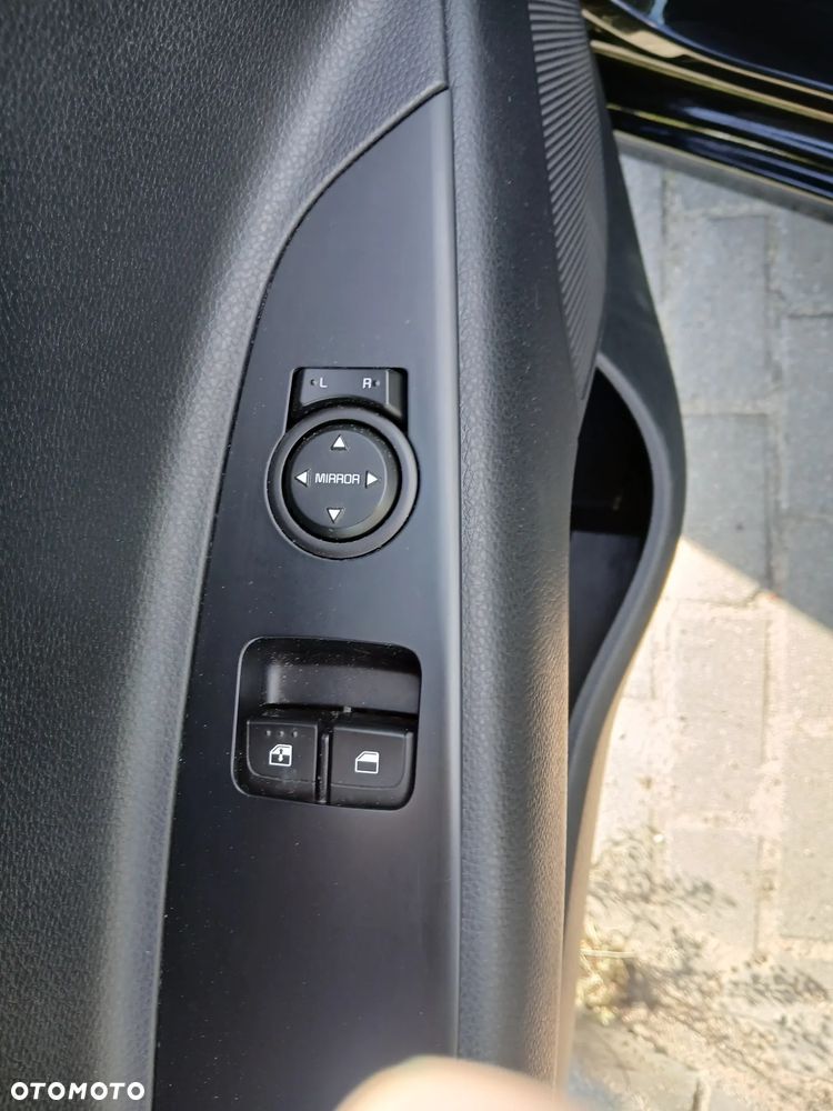 Kia Rio 1.2 L - 19
