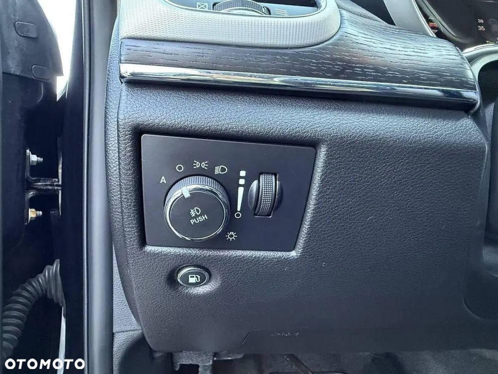 Jeep Grand Cherokee Gr 5.7 V8 Summit - 19