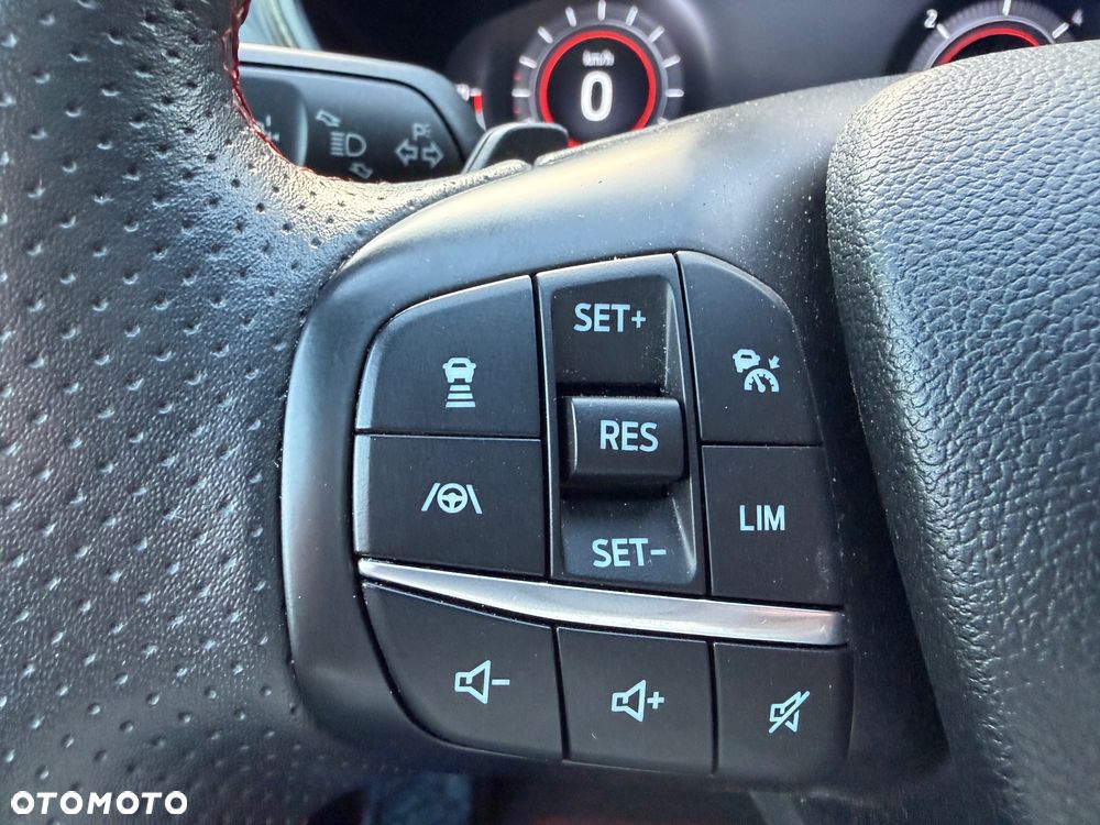 Ford Kuga 2.0 EcoBlue 4x4 ST-LINE - 37
