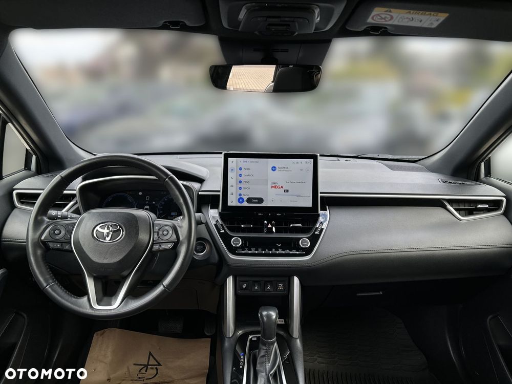 Toyota Corolla Cross - 9