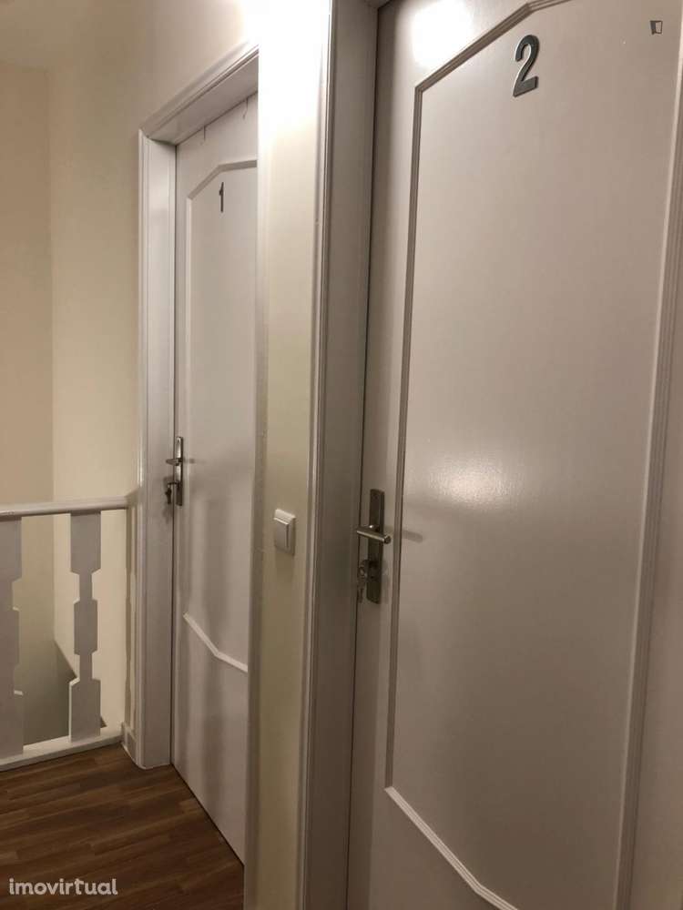 Quarto - localizado em Paranhos Porto - Grande imagem: 5/25