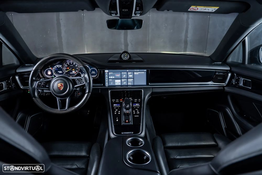 Porsche Panamera Sport Turismo - 10