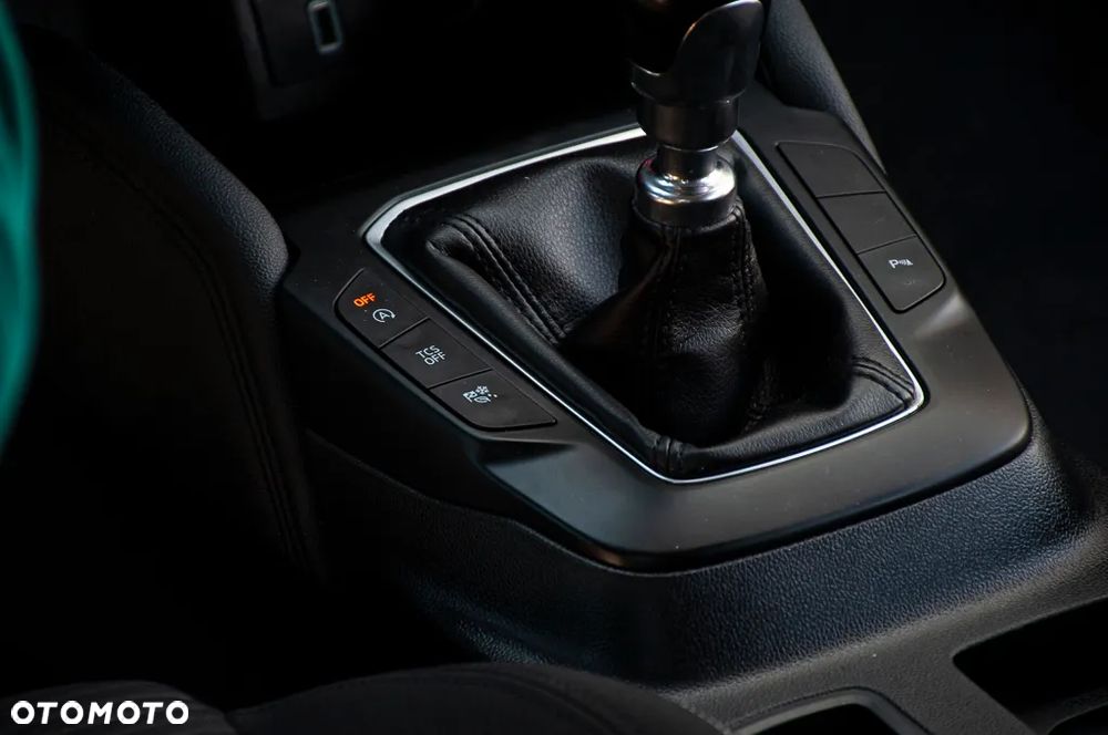 Ford Focus 1.5 EcoBlue Titanium - 29