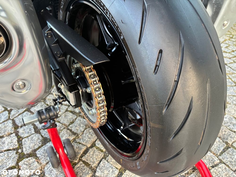 Suzuki Hayabusa - 24