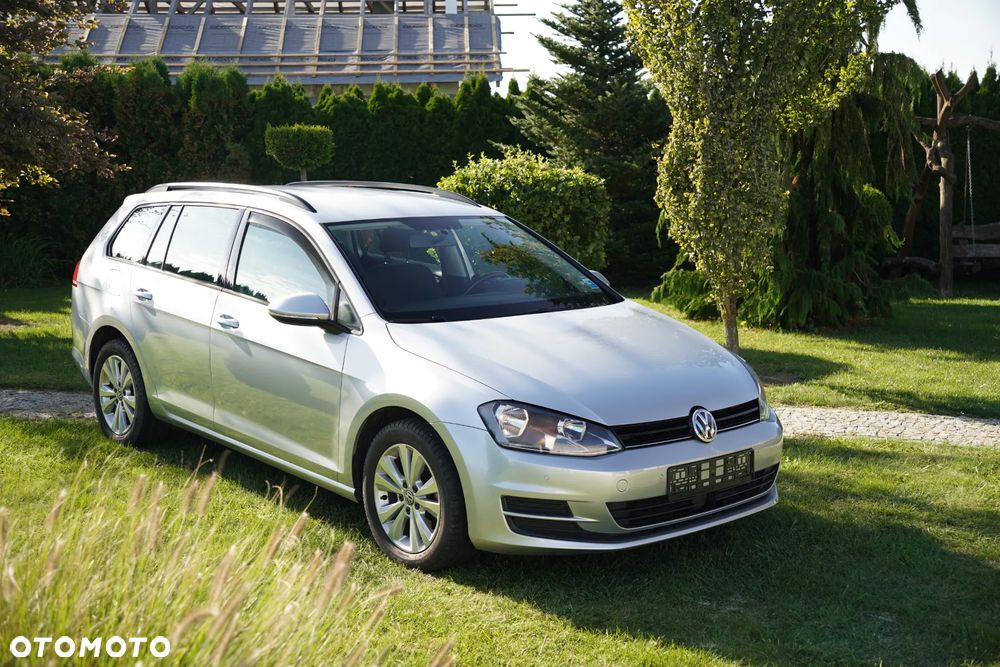 Volkswagen Golf 1.6 TDI BlueMotion Technology DSG Comfortline - 1