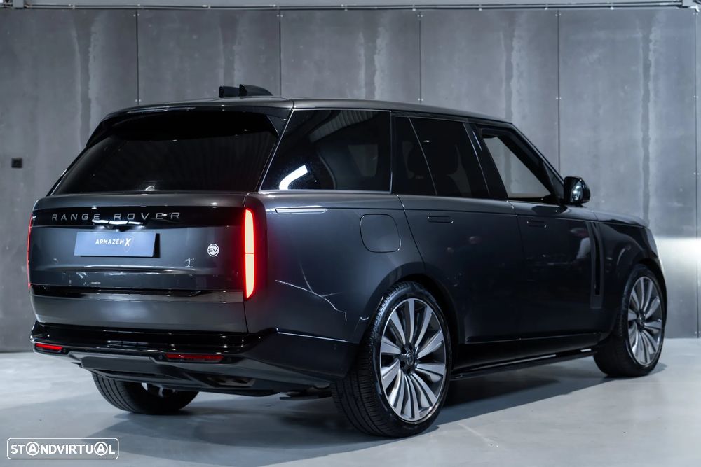 Land Rover Range Rover 4.4 P530 SV - 4
