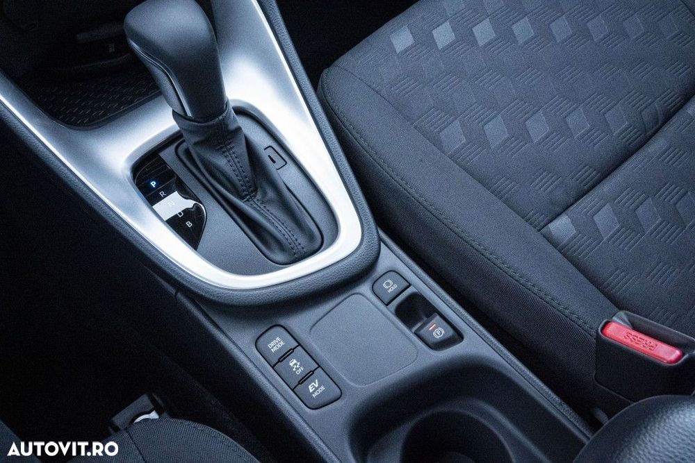 Mazda 2 - 17