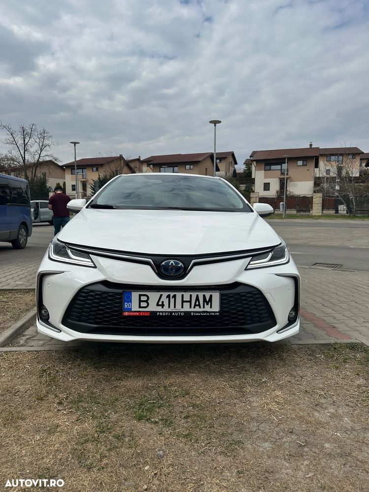 Toyota Corolla 1.8 HSD Business - 1