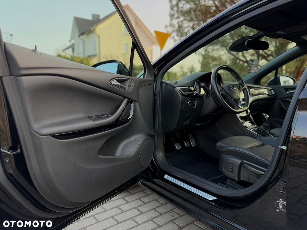 Opel Astra 1.4 T Elite S&S - 18