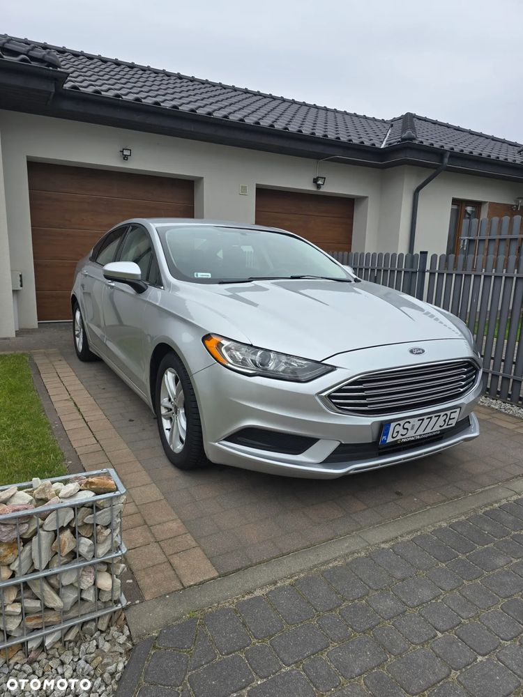 Ford Fusion - 1
