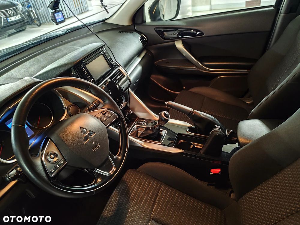 Mitsubishi Eclipse Cross 1.5 T GPF Invite Plus - 9