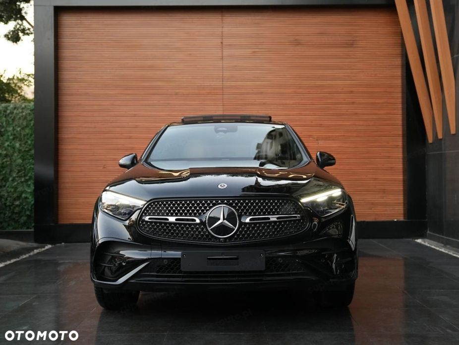 Mercedes-Benz GLC - 2
