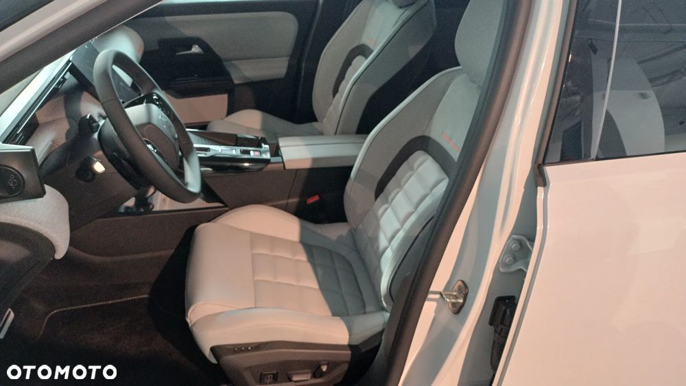Citroën C5 Aircross 1.2 mHEV Max eDCT6 - 10