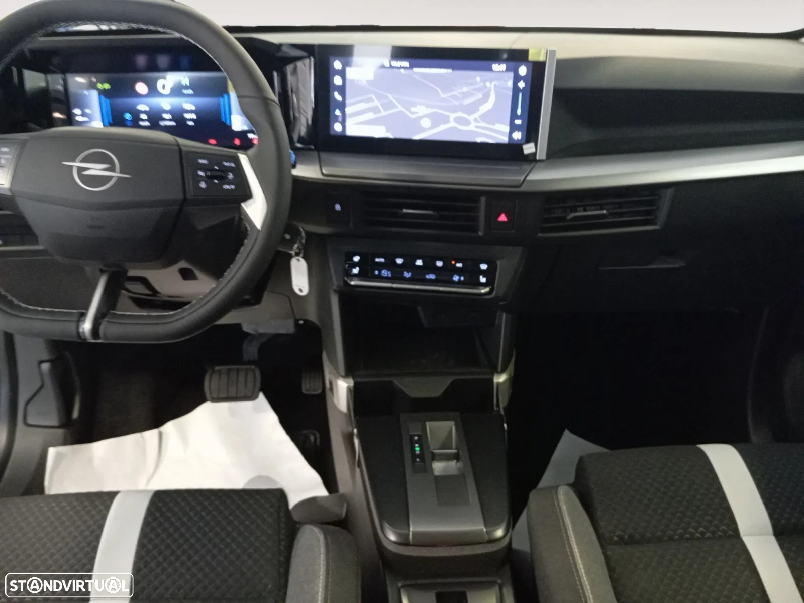 Opel Frontera 1.2 Hybrid GS eDCT - 11
