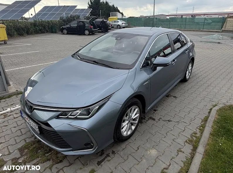 Toyota Corolla 1.8 HSD Dynamic - 1
